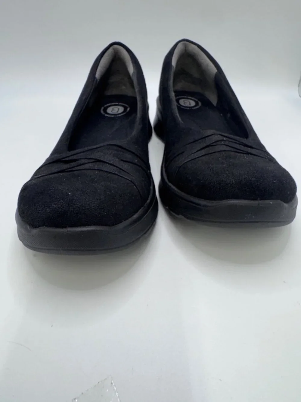 BZees Womens Size 9W Black Slip-On Shoes Cushioned Insoles Lightweight Design